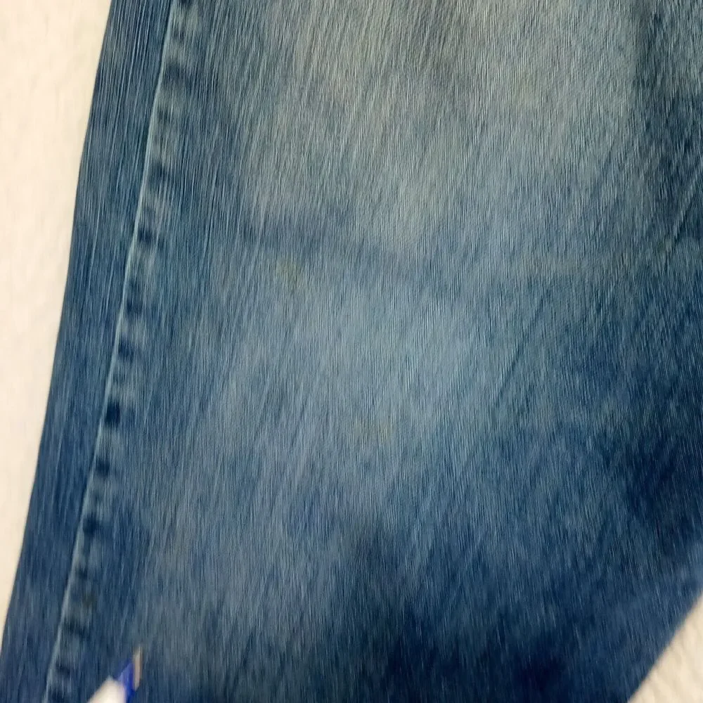 Levis light stains